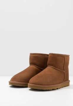 Ugg Classic Mini - Korte Laarzen - Chestnut -Algemene Winkel Voor Herenmode 151990fe780645c5a063fcd647f3773d