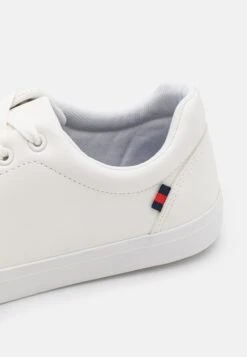 Pier One Unisex - Sneakers Laag - White -Algemene Winkel Voor Herenmode 1e08045fec014ab382da64da74b462a7