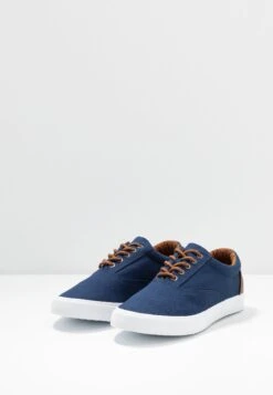 Pier One Sneakers Laag - Dark Blue -Algemene Winkel Voor Herenmode 3562acd875c1487290c93f900998baac