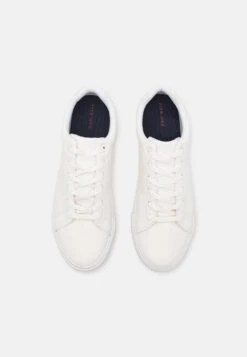 Pier One Unisex - Sneakers Laag - White -Algemene Winkel Voor Herenmode 3747494760f54e24afa52bab7dfce4dd