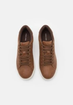 Pier One Unisex - Sneakers Laag - Cognac -Algemene Winkel Voor Herenmode 4255542b254043c59f79012041804d27