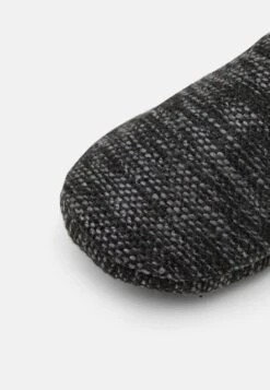 Pier One Pantoffels - Black -Algemene Winkel Voor Herenmode 50c6e37e4898429699554a8740194458