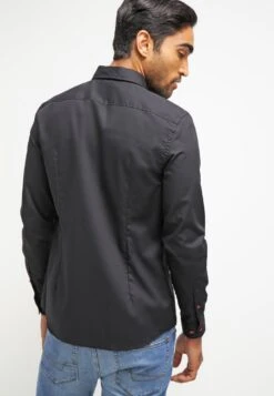 Pier One Overhemd - Black/Red 10 Pier One Overhemd - Black/Red -Algemene Winkel Voor Herenmode 541db60587bd47b6bcb022561be12193