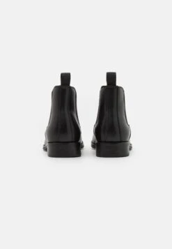 Pier One Korte Laarzen - Black 10 Pier One Korte Laarzen - Black -Algemene Winkel Voor Herenmode 5c2c095da9934017b150deea4c35253c