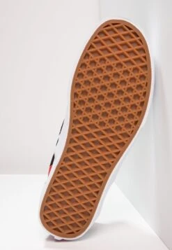 Vans Classic Slip-On- Instappers - Black/True White -Algemene Winkel Voor Herenmode 7501cd9adb91469fa42290c05b98f6cc