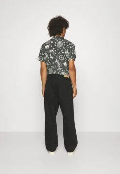 YOURTURN Baggy Jeans Unisex - Relaxed Fit Jeans - Black Denim 9 YOURTURN Baggy Jeans Unisex - Relaxed Fit Jeans - Black Denim -Algemene Winkel Voor Herenmode 856524ea1a41478dbf188a3711e8cfe3