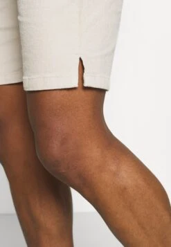 Redefined Rebel Joey - Shorts - Stone -Algemene Winkel Voor Herenmode 891d77ff1fbe45169d840bee5f33257e