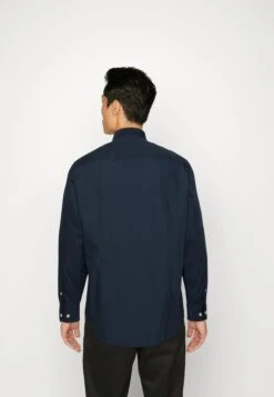 Pier One 3 Pack - Zakelijk Overhemd - White/Light Blue/Dark Blue -Algemene Winkel Voor Herenmode 9c5bc8c34ea0415fb949ca66c8b6f9f0