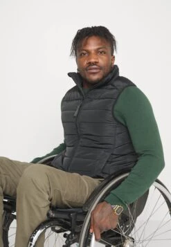 Pier One Bodywarmer - Black -Algemene Winkel Voor Herenmode a6287727bfd1418cabf8305da2875468