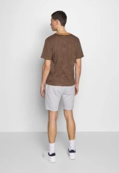 Pier One 2 Pack - Shorts -Light Grey /Black -Algemene Winkel Voor Herenmode a95507bb1b644136a259c68258b032f4