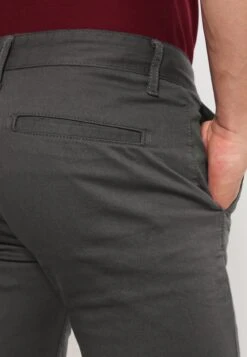 Pier One Chino - Dark Grey -Algemene Winkel Voor Herenmode ad63fc5f1f3f44ed919d121e71899f26