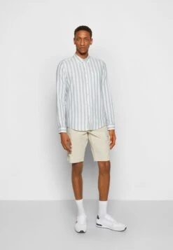 Pier One Overhemd -Light Blue/White -Algemene Winkel Voor Herenmode ad68b78fedd4448d93eac64ae75b956d