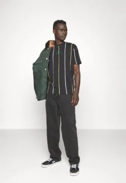 YOURTURN Unisex - T-Shirt Print - Black/White -Algemene Winkel Voor Herenmode ae6974bac6e94fb098f2859524f1d8b3