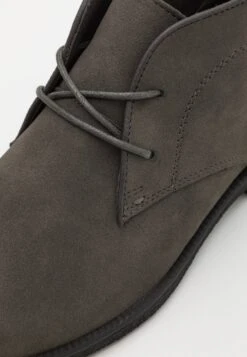 Pier One Unisex - Sportieve Veterschoenen - Grey 13 Pier One Unisex - Sportieve Veterschoenen - Grey -Algemene Winkel Voor Herenmode b251e44b3e5a412c95b96877ca3c165d