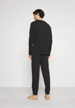 Pier One Pyjama - Black -Algemene Winkel Voor Herenmode b9b8fb88b64649ea840444d93817e424