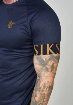 SikSilk Short Sleeve Dynamic Tech - T-Shirt Print - Navy 10 SikSilk Short Sleeve Dynamic Tech - T-Shirt Print - Navy -Algemene Winkel Voor Herenmode bfabb9ce66b34d799dc182419059e819