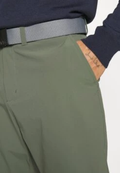 Lyle & Scott Golf Trousers - Broek - Cactus Green -Algemene Winkel Voor Herenmode d77c2a02826a46e98993bd490caecb68