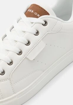 Pier One Sneakers Laag - White -Algemene Winkel Voor Herenmode deb0204c481f45328622c04006a03e30