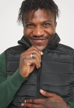 Pier One Bodywarmer - Black -Algemene Winkel Voor Herenmode df3977bebe484975899d564025048a02