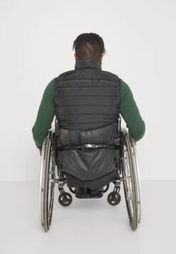 Pier One Bodywarmer - Black -Algemene Winkel Voor Herenmode e1569b065acd421d8dc99bfc16261b20