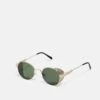 URBAN CLASSICS Sunglasses Sicilia Unisex - Zonnebril - Anticgold/Brown 1 URBAN CLASSICS Sunglasses Sicilia Unisex - Zonnebril - Anticgold/Brown -Algemene Winkel Voor Herenmode e45b58670c5c463b9cafb1056d867ddb