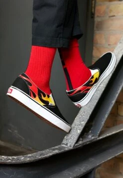 Vans Classic Slip-On- Instappers - Black/True White -Algemene Winkel Voor Herenmode e61621ece1554eac9f36aa1749d2fbd0