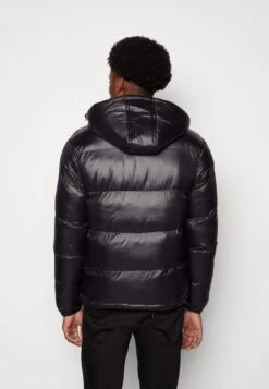 Racer Logo Puffer Jacket - Winterjas - Black -Algemene Winkel Voor Herenmode e78a38b3e4de4a9ba68a9b40dfddf8cd