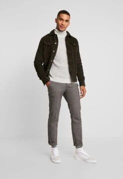 Pier One Trui - 111 - Mottled Light Grey -Algemene Winkel Voor Herenmode f235db7263944de8a0e5e43098d35a90