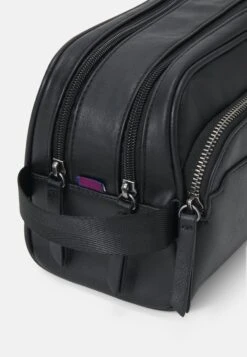 Pier One Toilettas - Black -Algemene Winkel Voor Herenmode f533c08f73014507a19f0f1471b18552