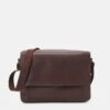 Pier One Leather Unisex - Laptoptas - Brown -Algemene Winkel Voor Herenmode f8c9e0939b9441c299acc7f07d92ce52